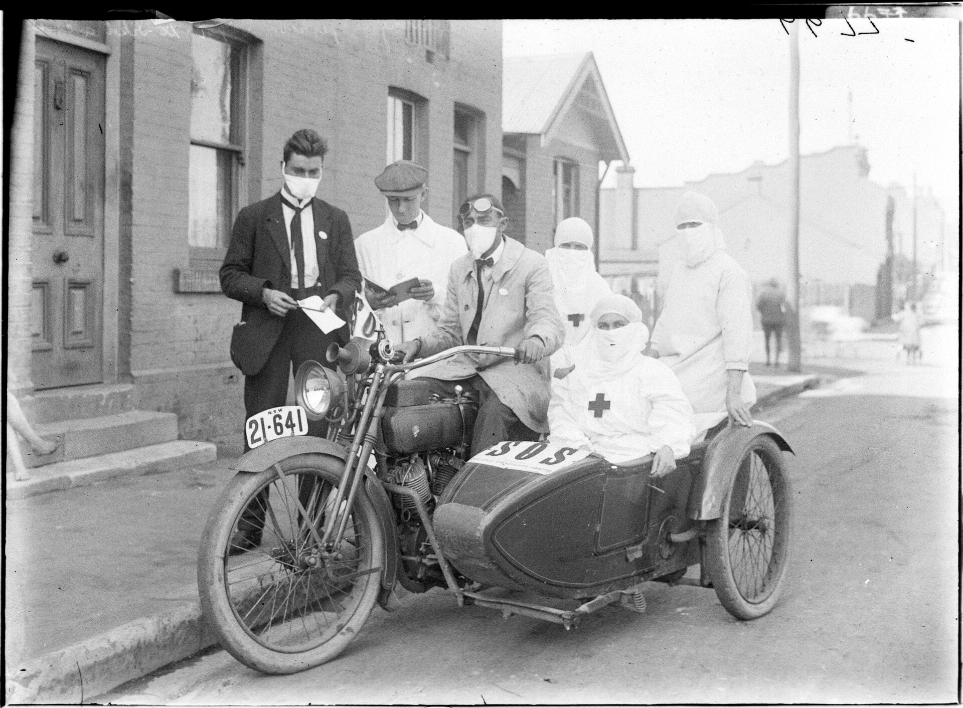  Leaving Camperdown Depot to visit an influenza case, 1919. NRS-4481-3-[7/16395]-St6677