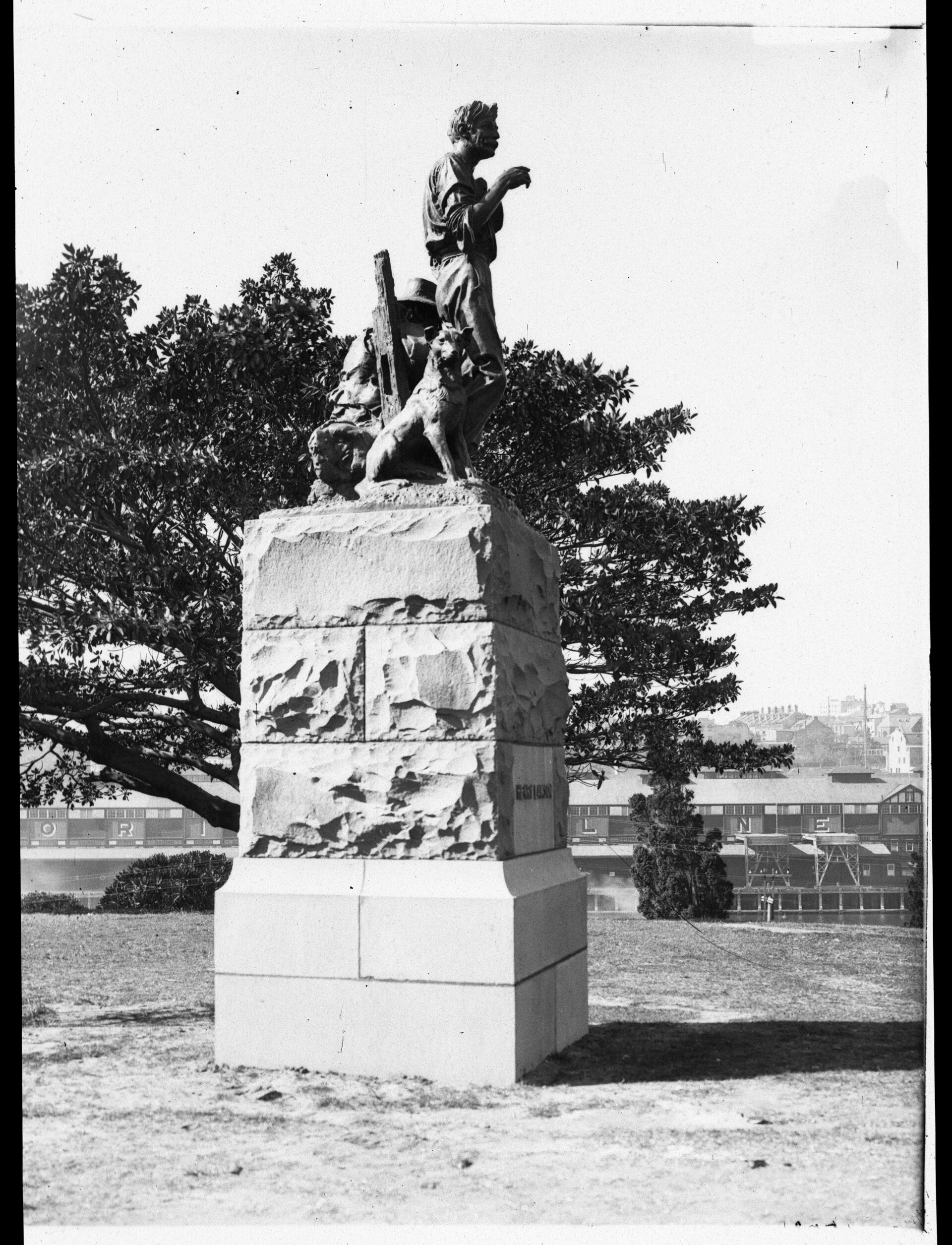 Henry Lawson monument in The Domain, Sydney. NRS-4481-3-[7/16023]-St15081