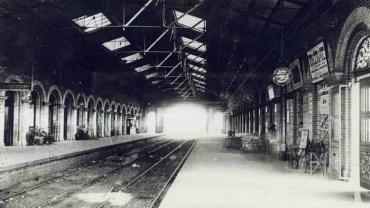 Interior of second Sydney Railway Station, c.1880. The old station included only two tracks and two platforms. Digital ID 17420_a014_a0140000246 Interior of second Sydney Railway Station, c.1880. The old station included only two tracks and two platforms. Digital ID 17420_a014_a0140000246