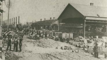 Construction work at the Devonshire St end, c.1902. Digital ID 17420_a014_a014000265 Construction work at the Devonshire St end, c.1902. Digital ID 17420_a014_a014000265