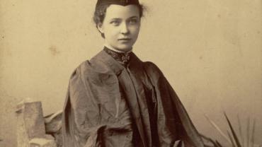 Photo of Dr Grace Fairley Boelke (Robinson). Digital ID 9873_a025_a025000049