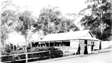 Houghtons' refreshment rooms at Hunters Hill, c.1908. ID 18526_a024_000058 Houghtons' refreshment rooms at Hunters Hill, c.1908. ID 18526_a024_000058