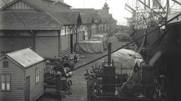 Dalgety's wharf No.1 at Darling Harbour, nd. Digital ID 9856_a017_A017000006 Dalgety's wharf No.1 at Darling Harbour, nd. Digital ID 9856_a017_A017000006