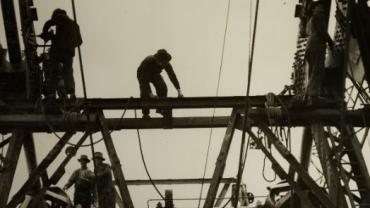 SHB Removing back end of creeper crane NRS-12685-1-4-8730