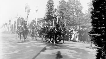 Street parade celebrating the visit NRS-18526-1-3-[101_150]-8