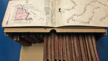 Box of Field books NRS-13889-41-1 showing page from HKW Mackenzie Box of Field books NRS-13889-41-1 showing page from HKW Mackenzie