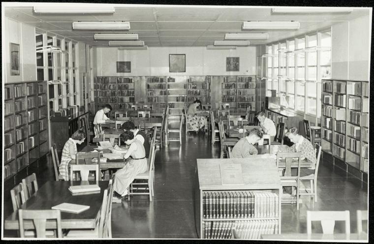 Bathurst Teachers College, 1954. Digital ID 15051_a047_000830