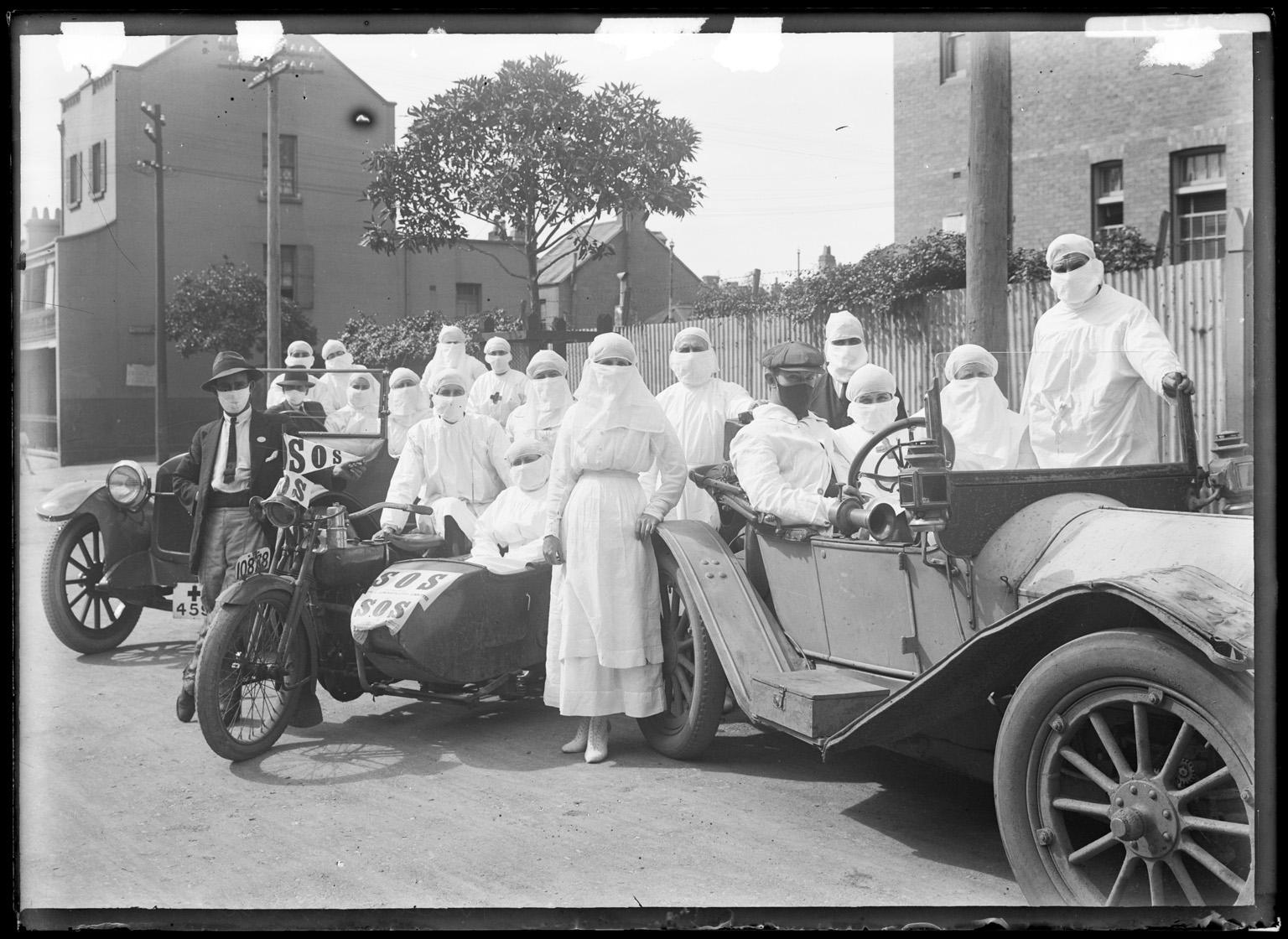 Medical staff and workers from Riley Street Depot, Surry Hills, April 1919. NRS4481_ST66